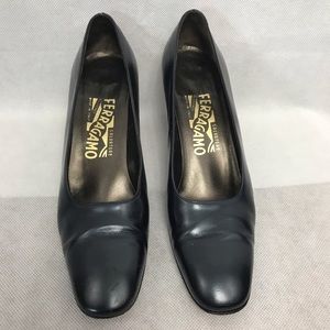 SALVATORE FERRAGAMO DQ 60822 Pumps 7.5 AAA A67R
